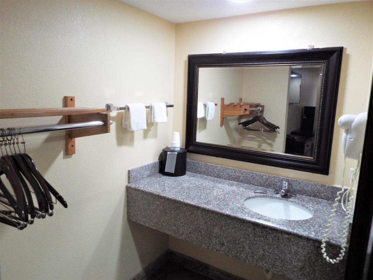 Texas Inn Harlingen Kültér fotó