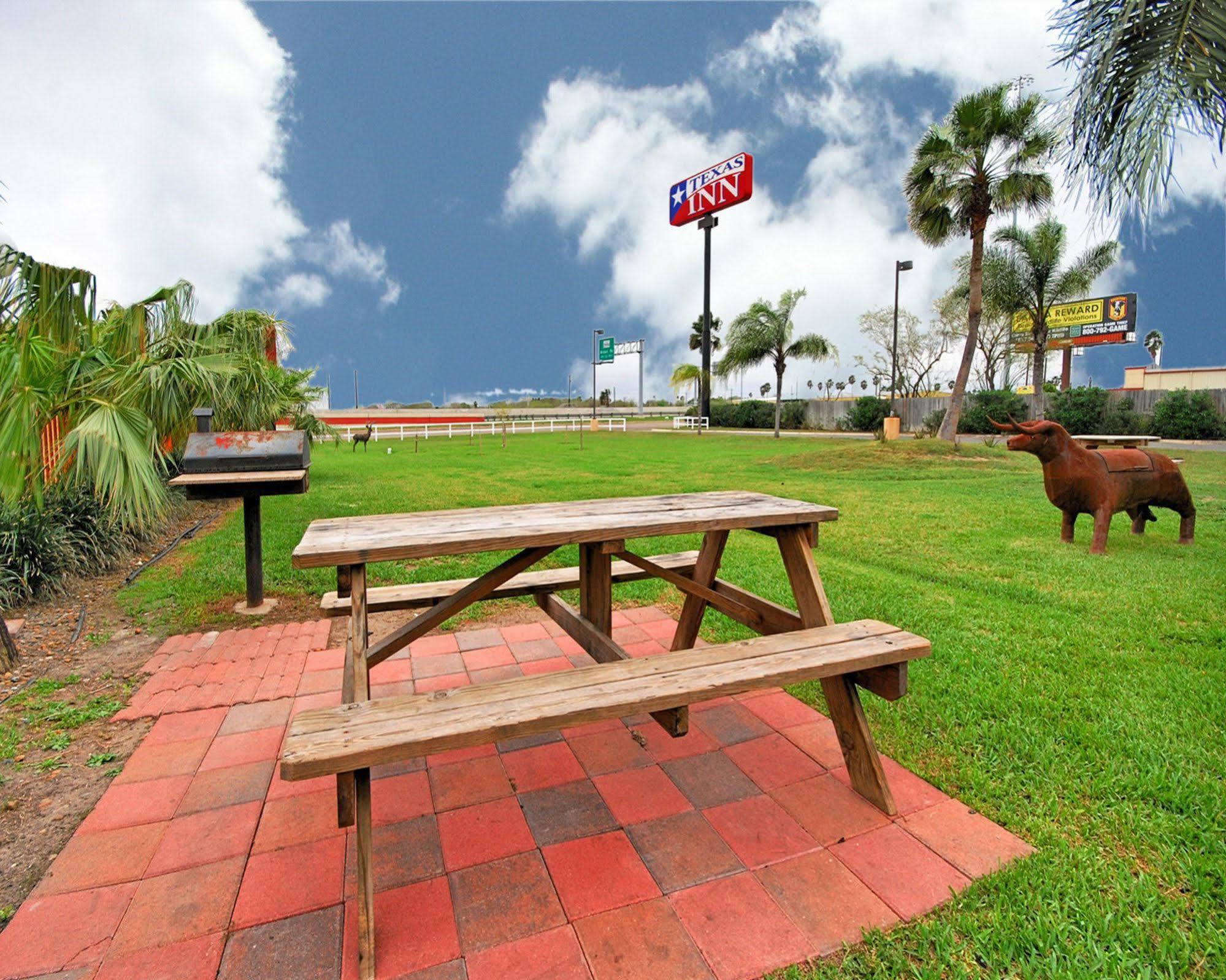 Texas Inn Harlingen Kültér fotó